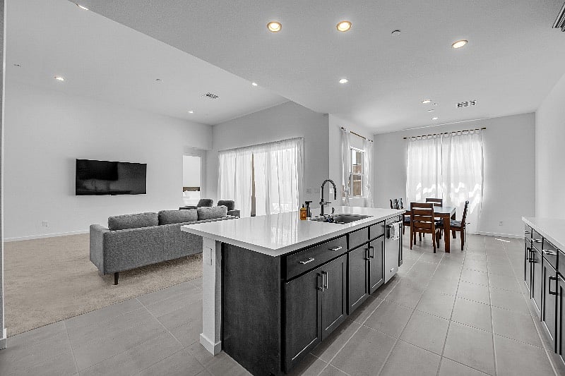 Furnished Finder property 529294_1 photo 4
