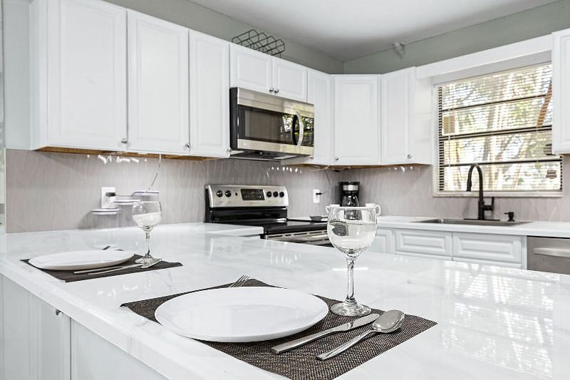 Furnished Finder property 529318_1 photo 11