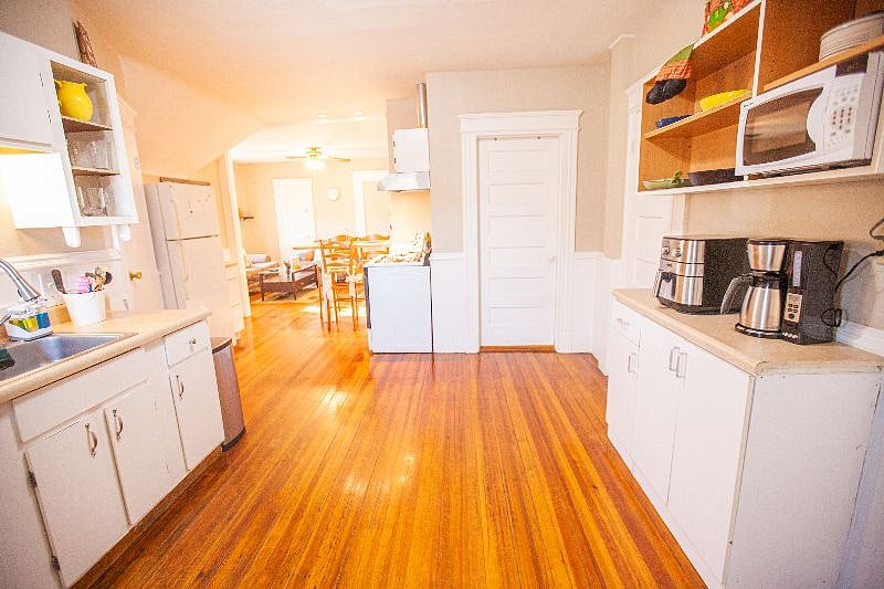 Furnished Finder property 529327_1 photo 17