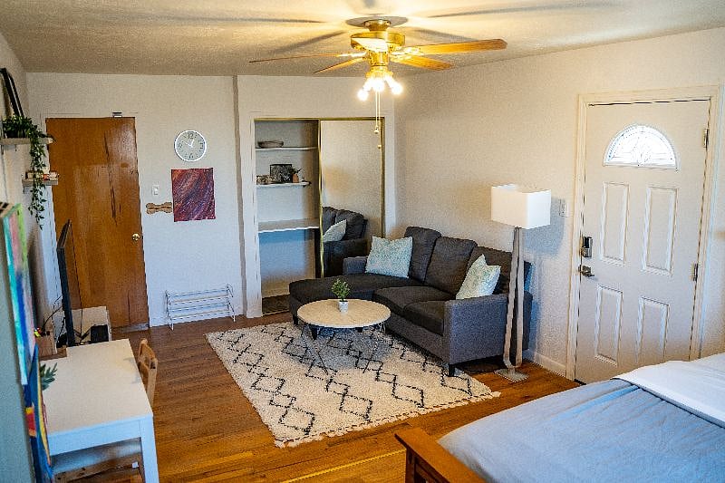 Furnished Finder property 529346_1 photo 4