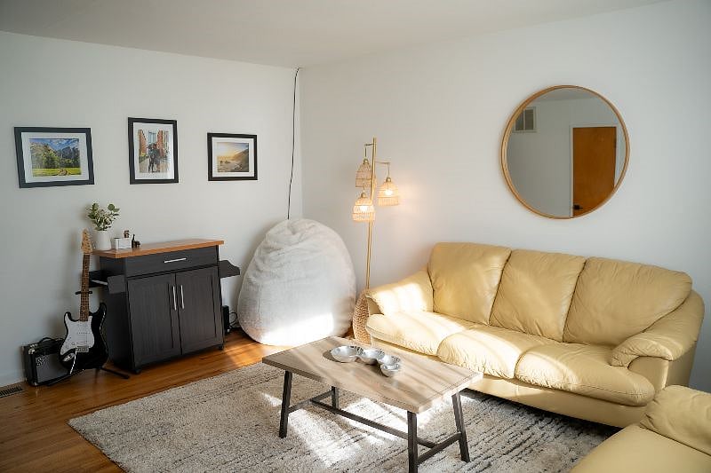 Furnished Finder property 529346_2 photo 3