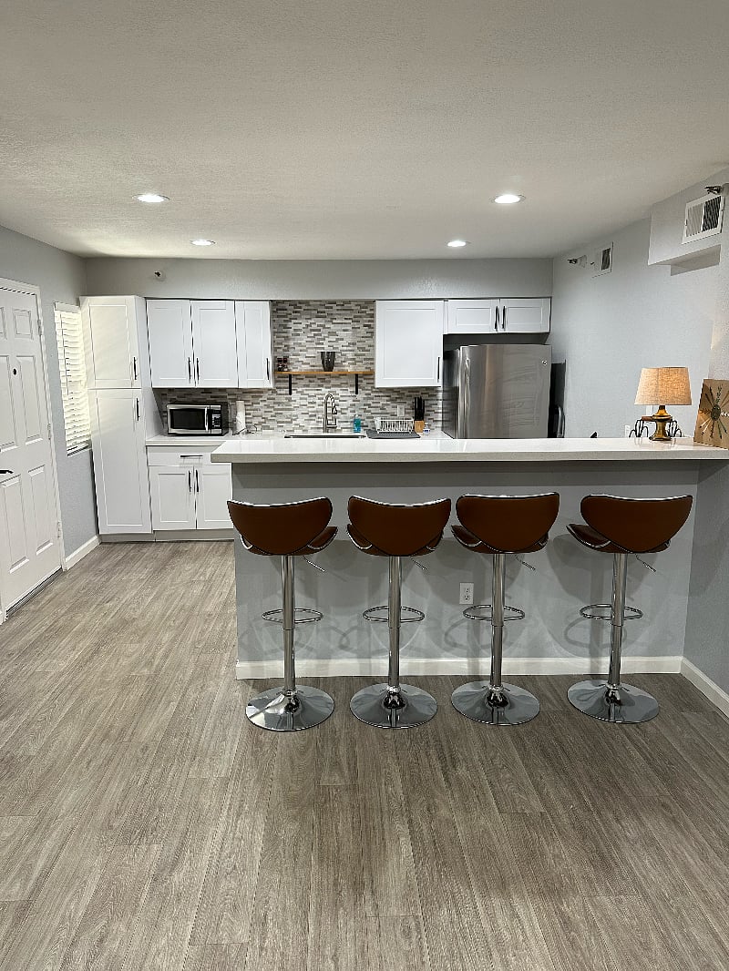 Furnished Finder property 529369_1 photo 1