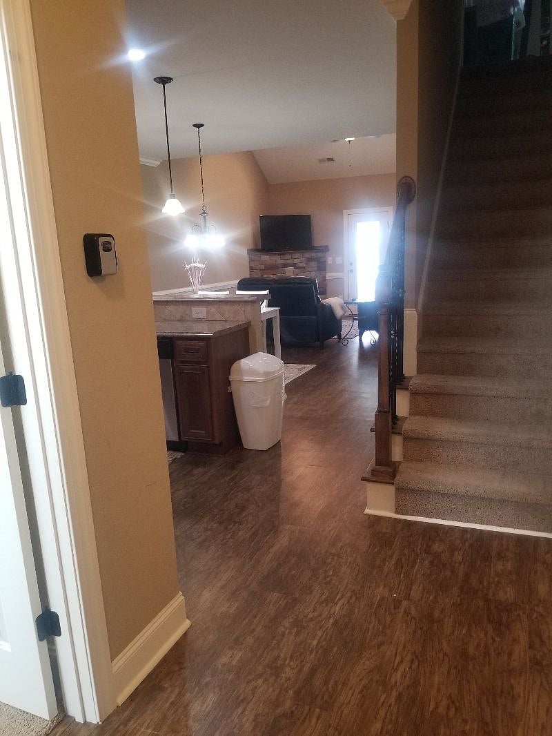 Furnished Finder property 529374_1 photo 4