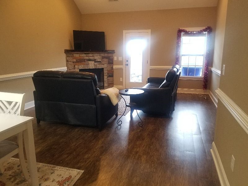 Furnished Finder property 529374_1 photo 6