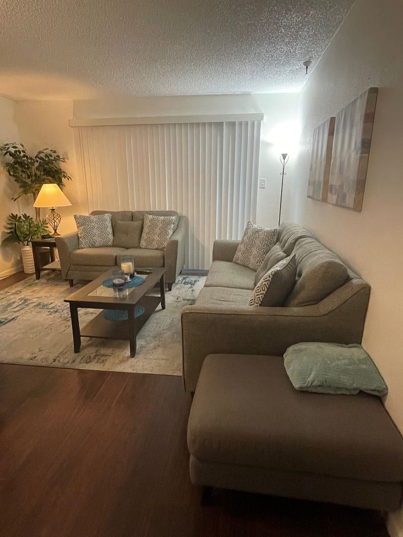 Furnished Finder property 529424_1 photo 8