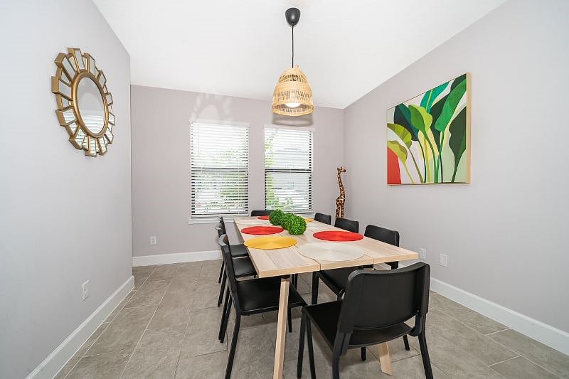 Furnished Finder property 529486_1 photo 6