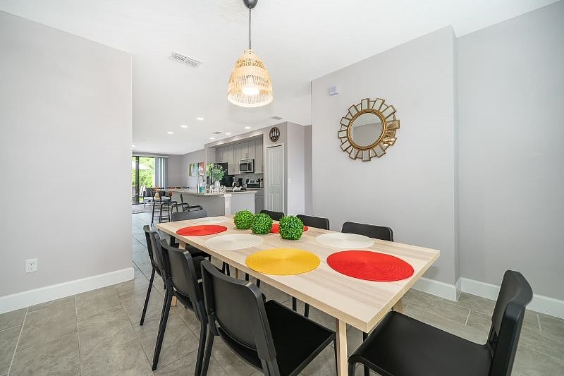 Furnished Finder property 529486_1 photo 7