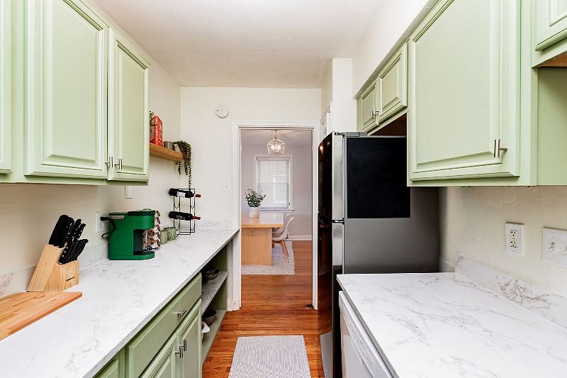 Furnished Finder property 529532_1 photo 18
