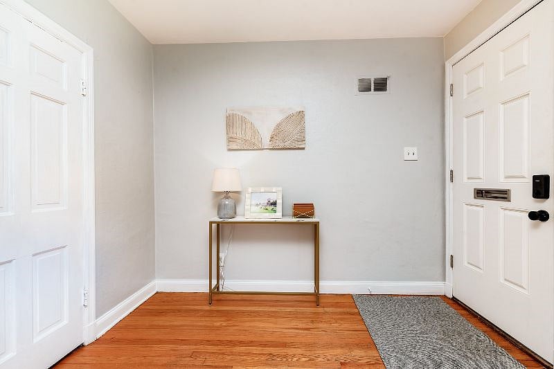 Furnished Finder property 529532_1 photo 19