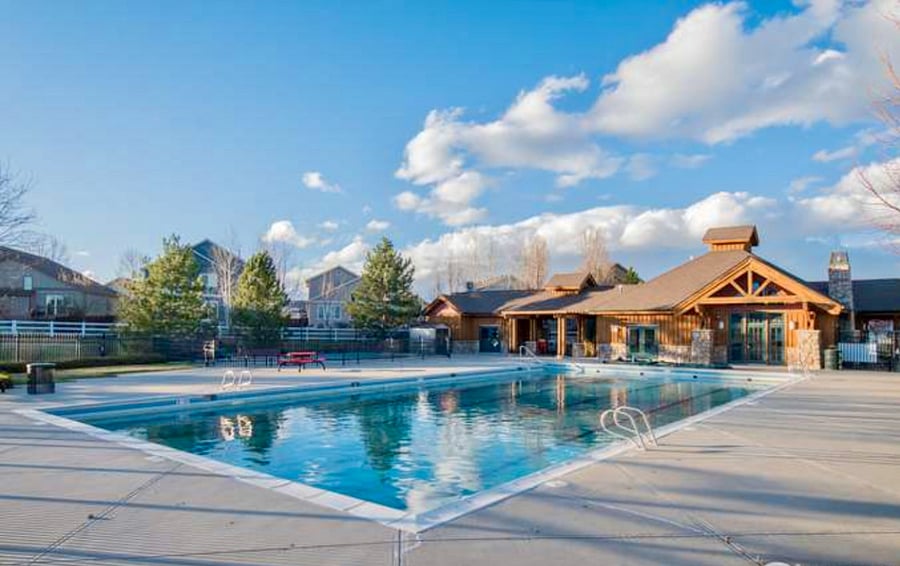 The community pool is open from Memorial Day to Labor Day! If your stay falls within that period, you will have access to the community pool which is conveniently located a 5-minute walk down the road. Pass is required