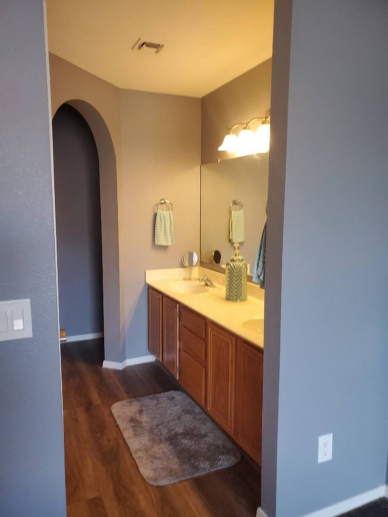 Furnished Finder property 529652_1 photo 3