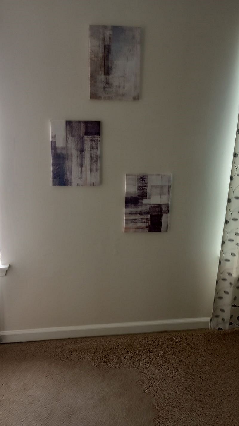 Wall Pictures in Queen Bedroom 