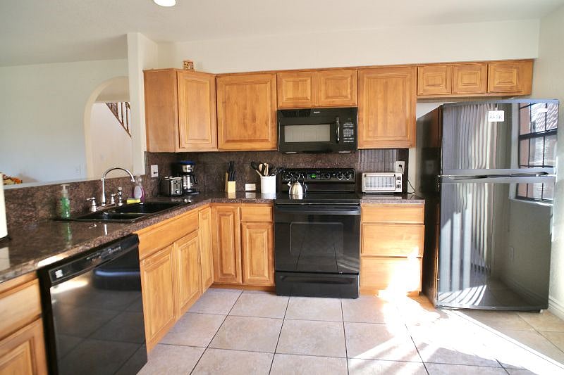 Furnished Finder property 529756_1 photo 8