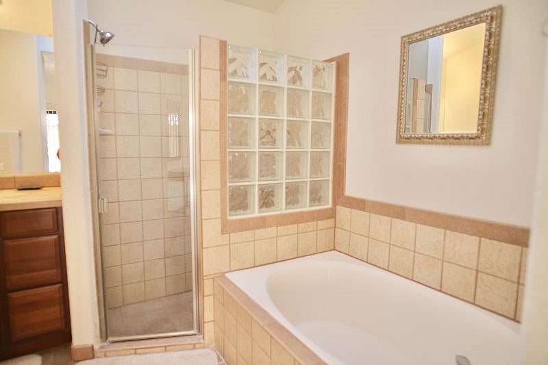 Furnished Finder property 529756_1 photo 13