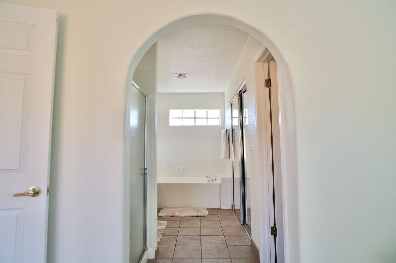 Furnished Finder property 529756_1 photo 18