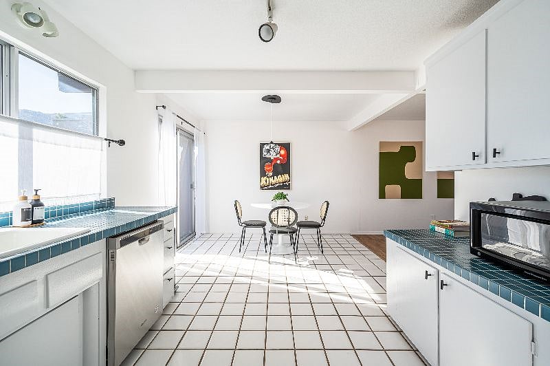 Furnished Finder property 529762_1 photo 14