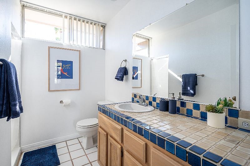 Furnished Finder property 529762_1 photo 18