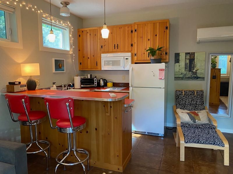 Furnished Finder property 529764_1 photo 4