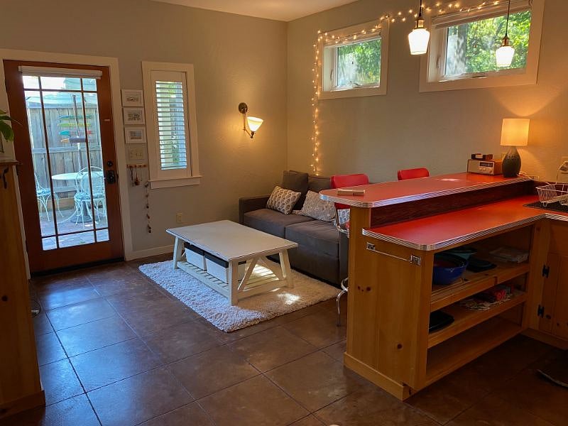 Furnished Finder property 529764_1 photo 6