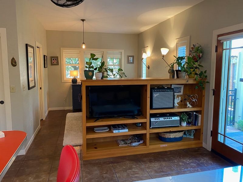 Furnished Finder property 529764_1 photo 7