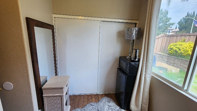 Furnished Finder property 529831_1 photo 8