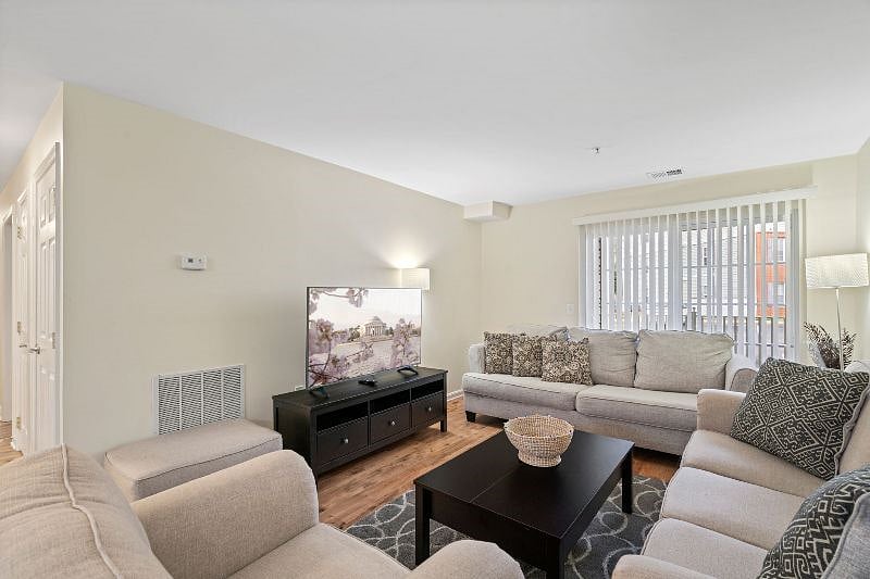 Furnished Finder property 529842_1 photo 9