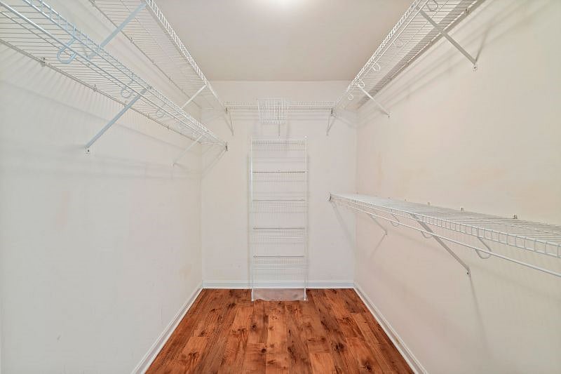 Furnished Finder property 529842_1 photo 14