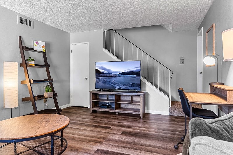 Furnished Finder property 529934_1 photo 8