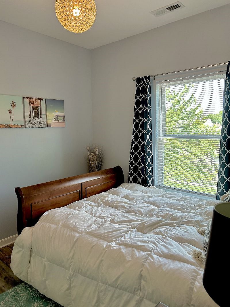 Furnished Finder property 529994_1 photo 20