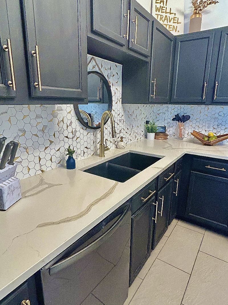 Furnished Finder property 529994_1 photo 10