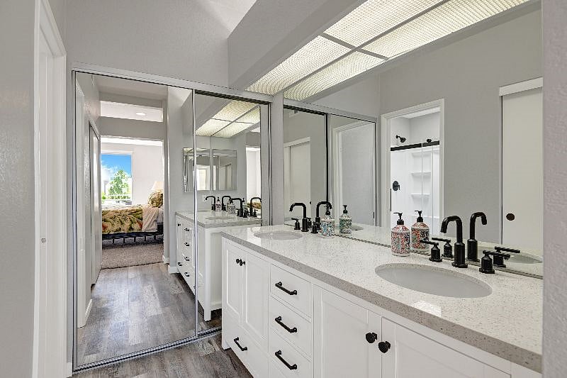 Furnished Finder property 530024_1 photo 12