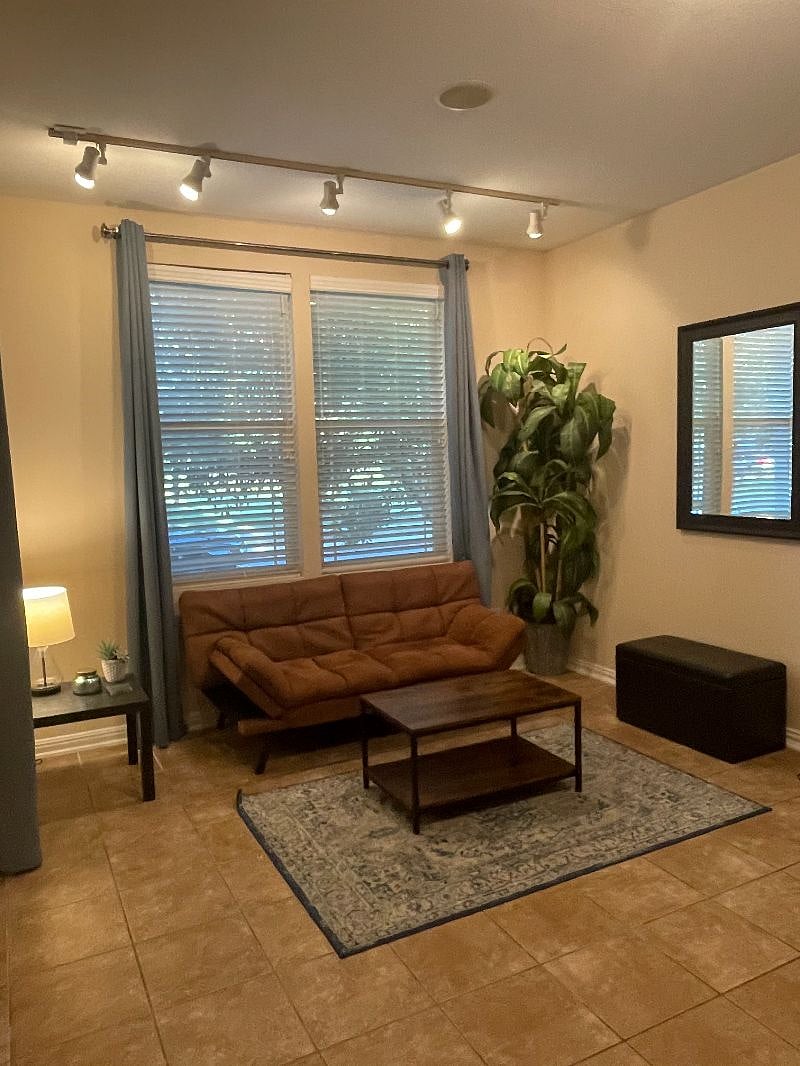 Furnished Finder property 530110_1 photo 7