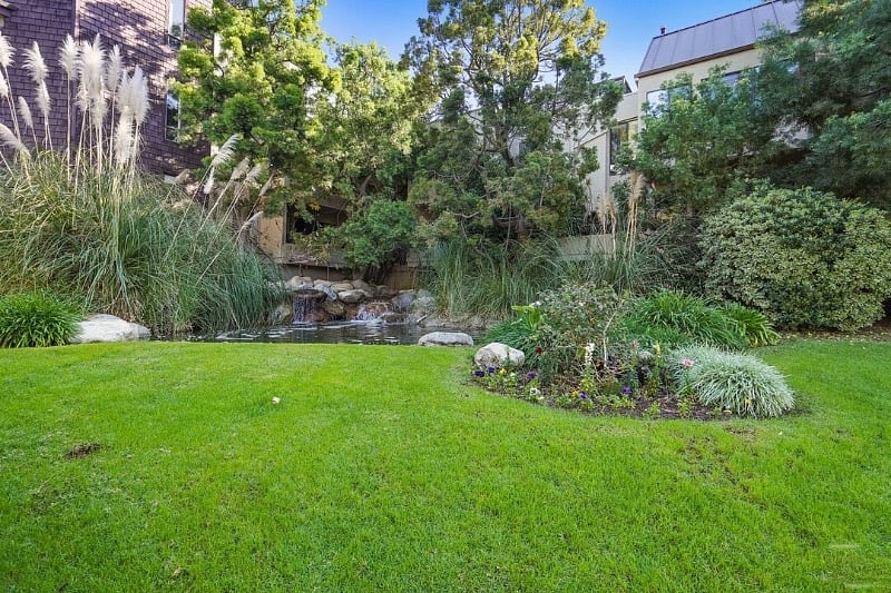 Furnished Finder property 530111_1 photo 30