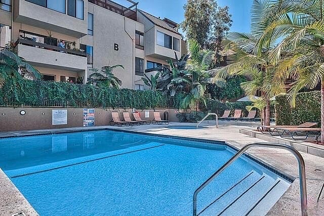 Furnished Finder property 530111_1 photo 11