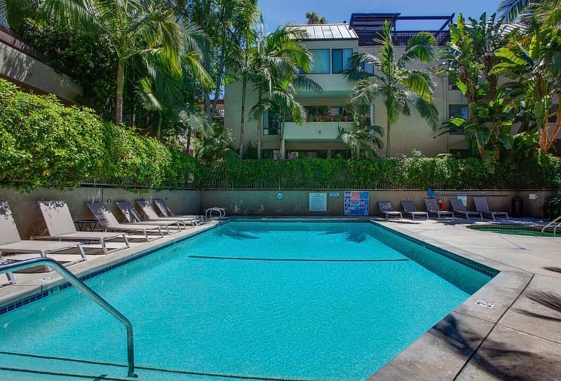Furnished Finder property 530111_1 photo 17