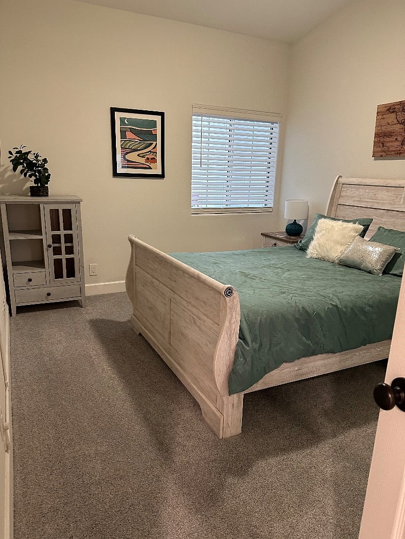 Furnished Finder property 530201_1 photo 3
