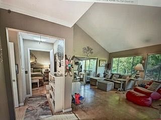 Furnished Finder property 530210_1 photo 8