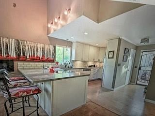 Furnished Finder property 530210_1 photo 9