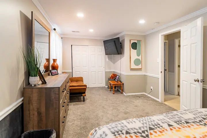 Bedroom 1 with futon 