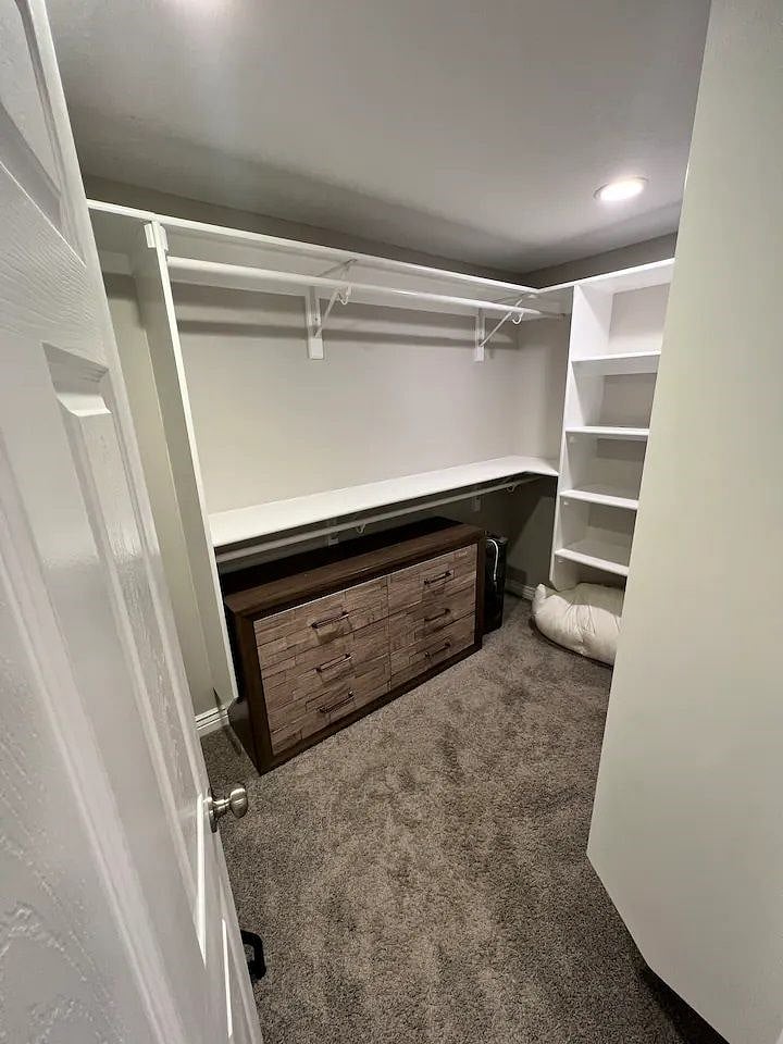 Bedroom 2 walk-in closet