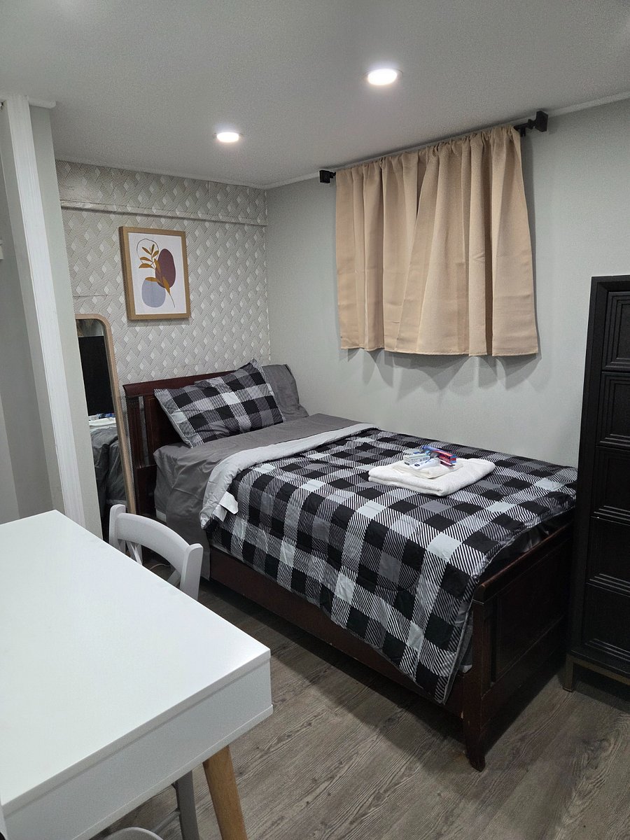 Furnished Finder property 530256_3 photo 17