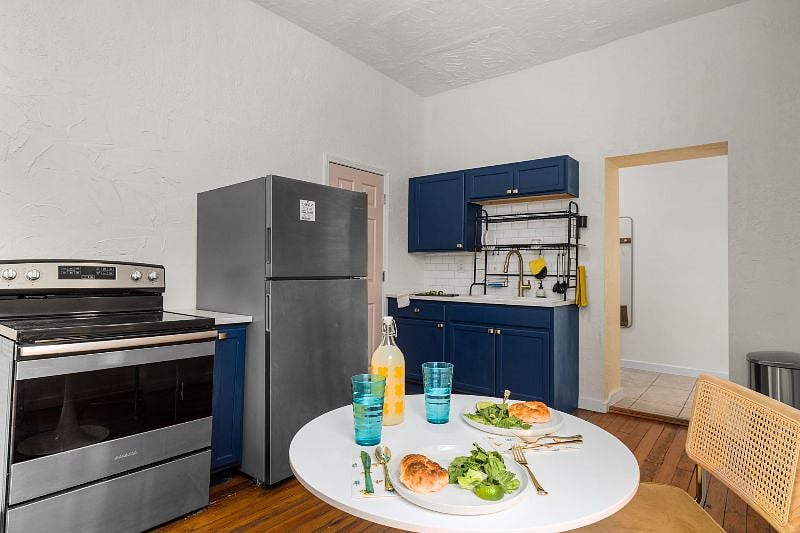 Furnished Finder property 530259_1 photo 9