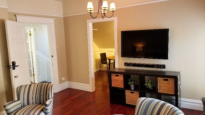 Furnished Finder property 530354_1 photo 3