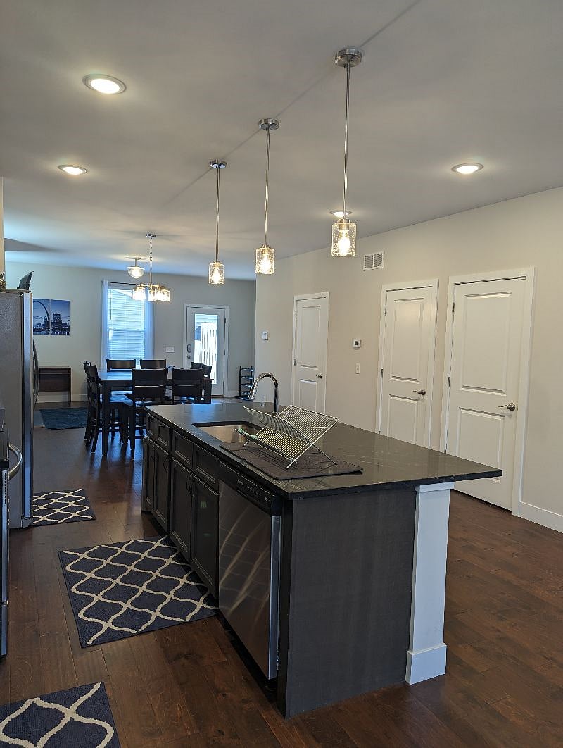 Kitchen island
