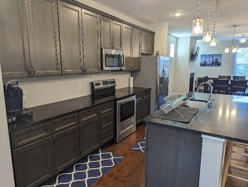 Kitchen and island
