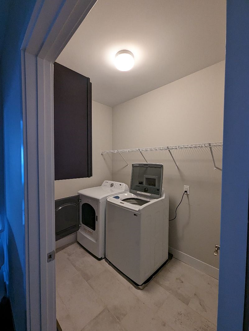 Laundry room, next to master bedroom and 2nd bathroom