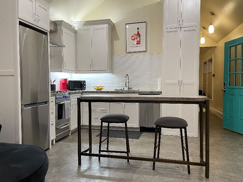Furnished Finder property 530382_1 photo 3