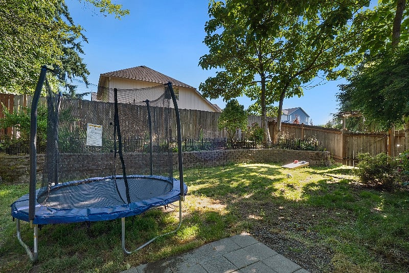 Furnished Finder property 530406_1 photo 26