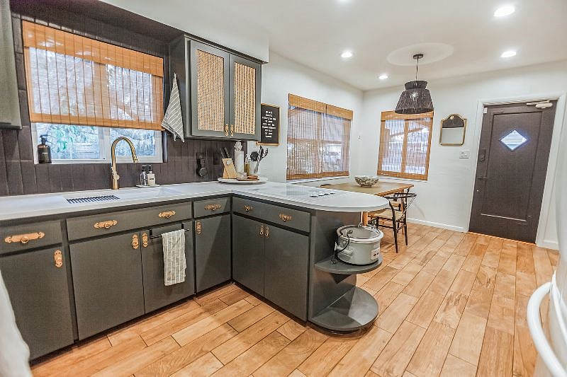 Furnished Finder property 530478_1 photo 16