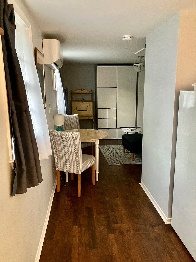 Breakfast nook